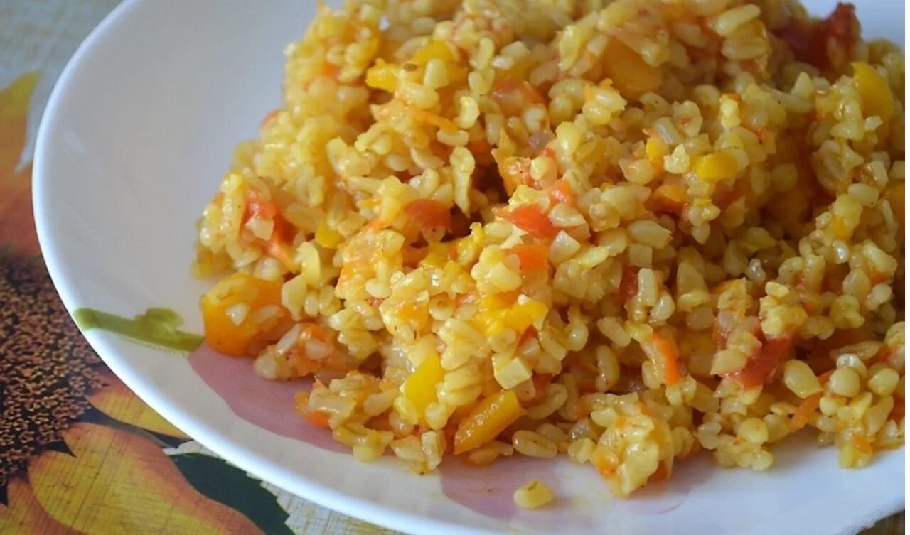 Можно ли можно булгур добавить. Булгур с луком и морковью. каша булгур.
