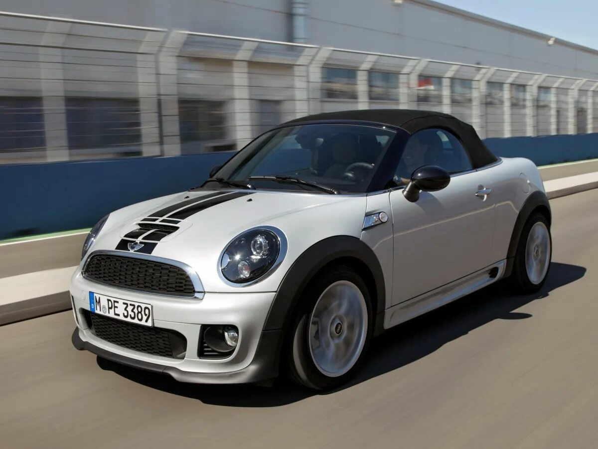 Двухместный мини. Mini Cooper s Roadster. Mini Cooper r59. Мини Купер двухместный. Мини Купер двух месьная.