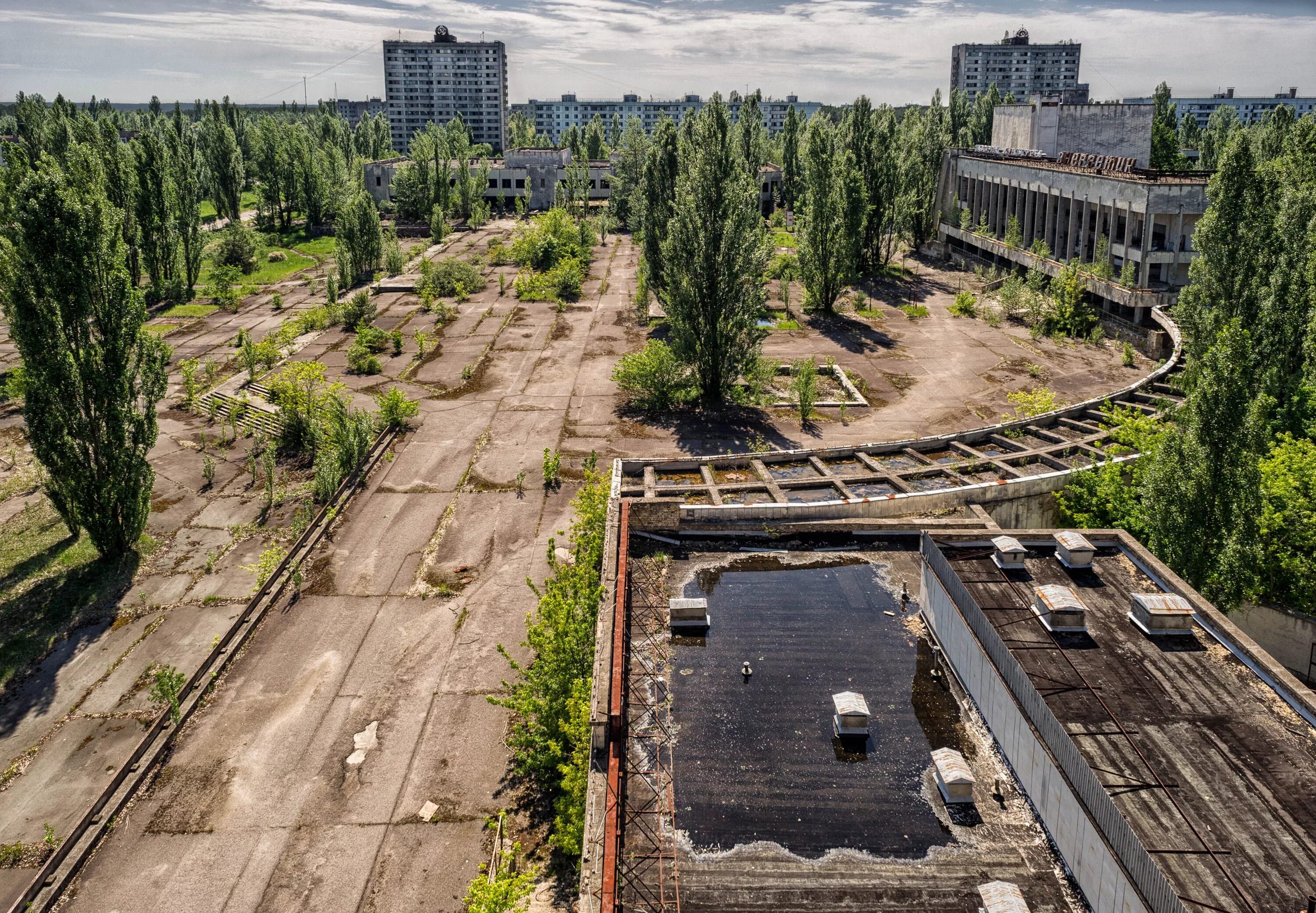 Город во франции припять. Чернобыль город Припять. Заброшенный город Припять. Припять Украина город-призрак. Припять город призрак.