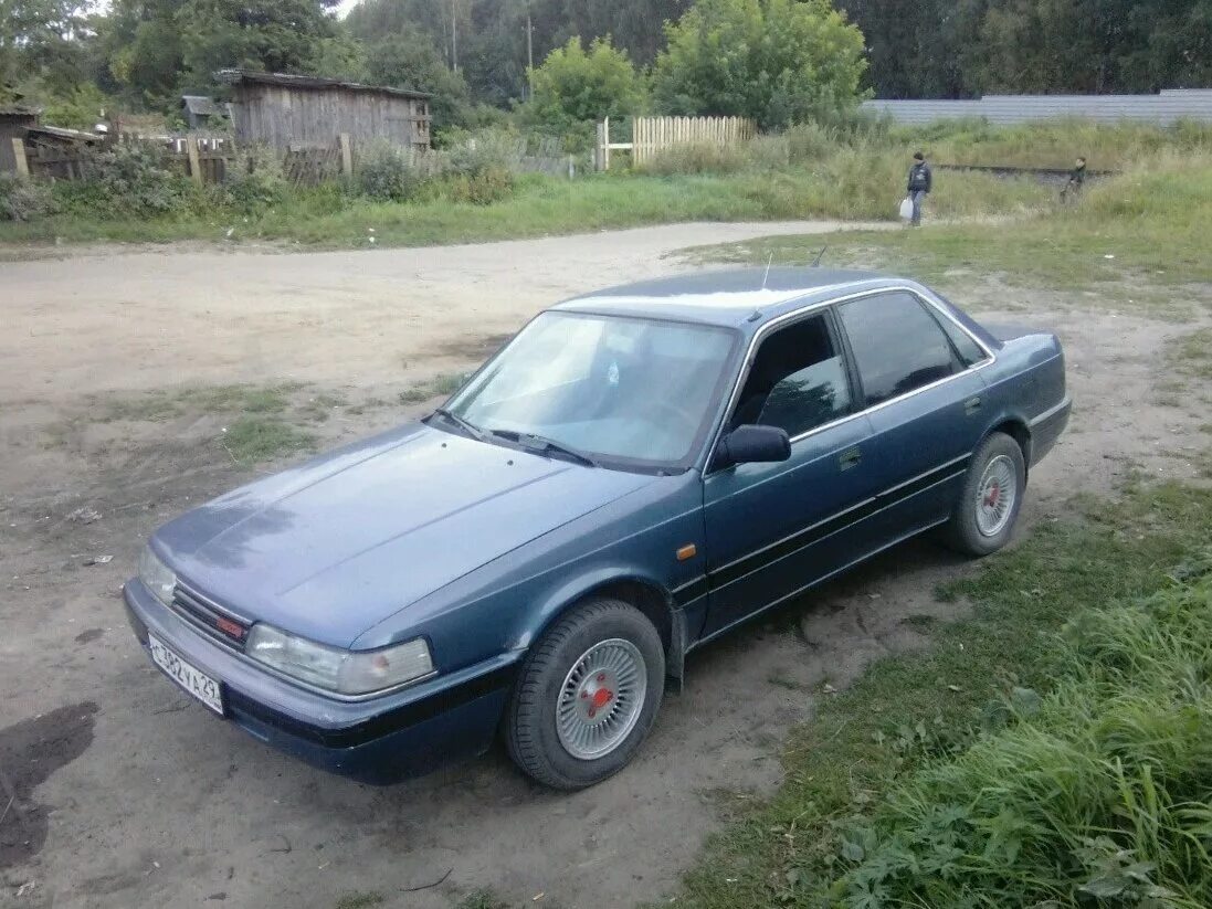 Мазда 1990 года. Mazda 626 III GD 1990. Мазда 626 седан 1990. Мазда 626 1990 год седан. Мазда 626 88.