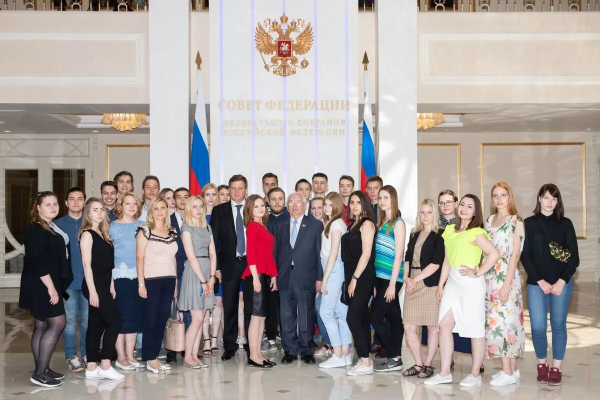 Твгу желябова колледж. Герб тверского государственного университета. Тгу тверь юридический факультет. Факультеты твгу тверь. Истфак.