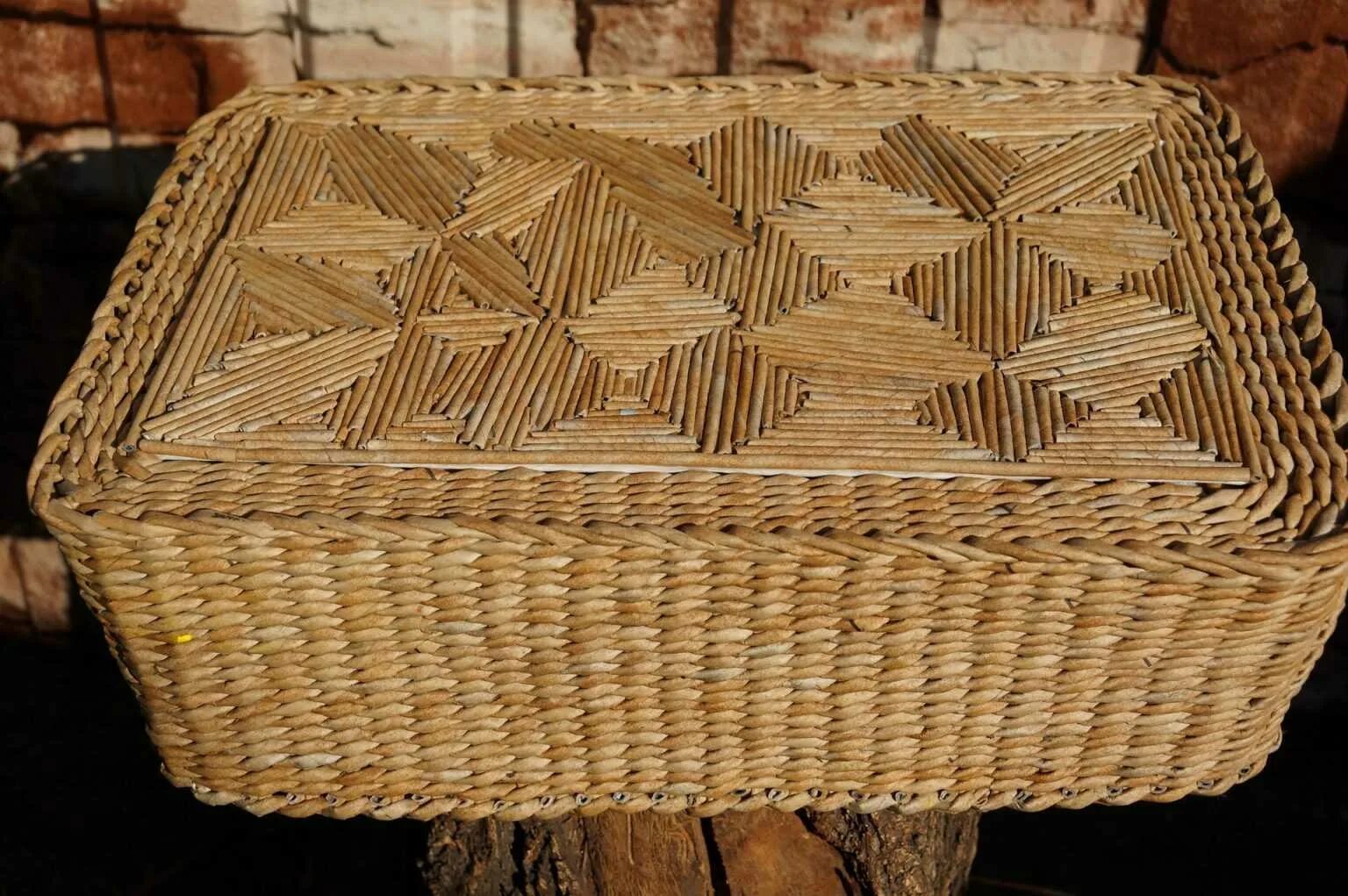 бесплатные уроки по плетению из бумажной лозы. плетение из газетных трубочек. загибка коса из газетных трубочек. плетение «газетной лозой». бесплатные уроки по плетению из бумажной лозы.