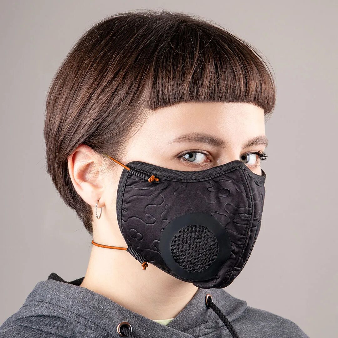 Черные маски эффективные. Черная маска BIOENTRY. L320 черные маски. Защитная маска черная. Обычная черная маска.