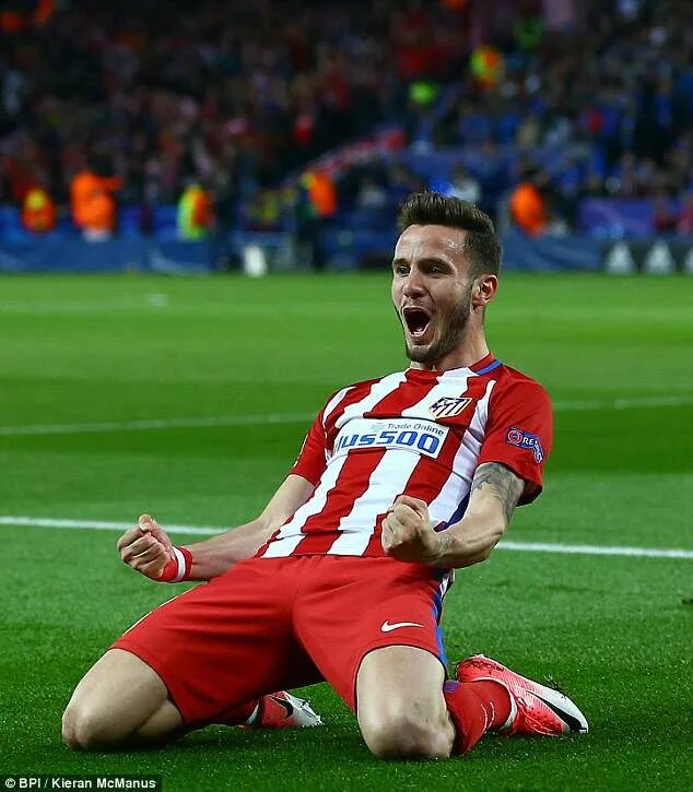 Сауль Ньигес. Сауль Ньигес Реал. Saul Niguez celebrates. Сауль Ньигес без формы. Side английский