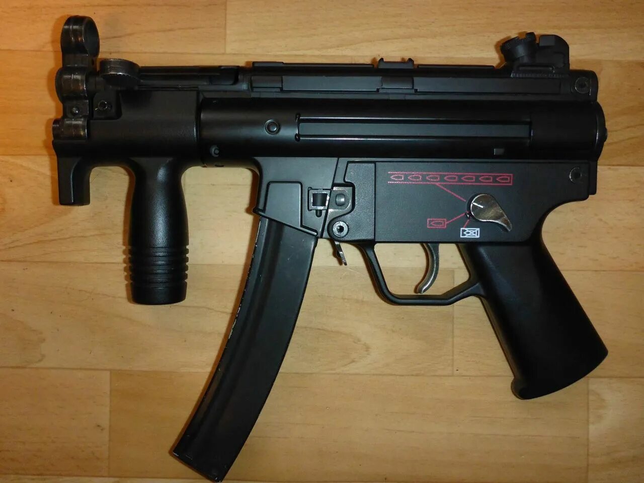 Мп 5 купить. Страйкбольный мп5 Курц. Мп5 Курц с глушителем. HK mp5 kurz. ПП страйкбол мп5.