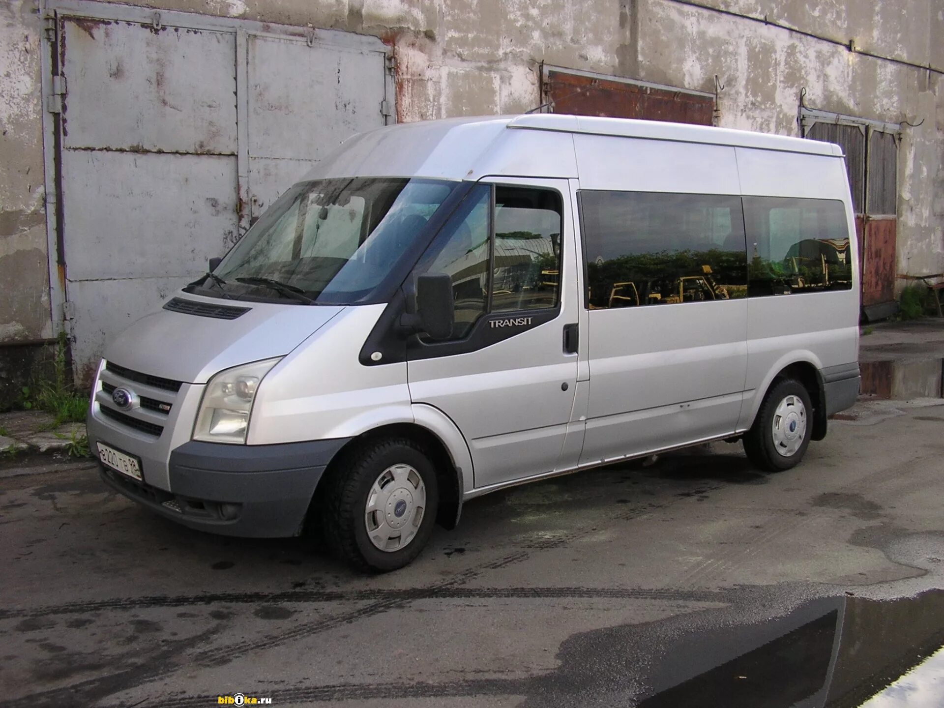 Форд Транзит 2008 пассажирский. Форд Транзит Комби 2008. Ford Transit Kombi 2008. Ford Transit пассажирский 2010.