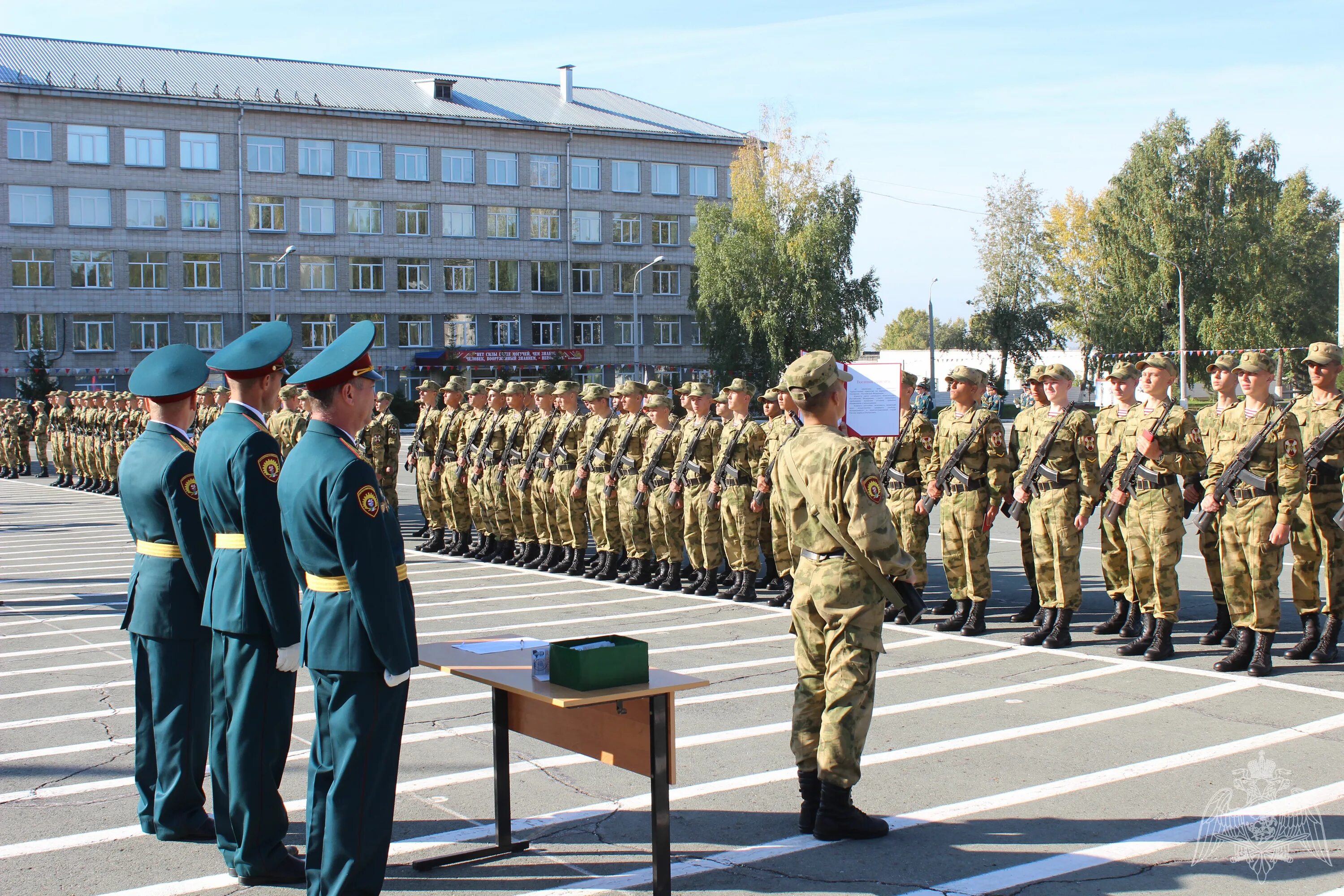 Национальные институты россии. Новосибирский военный институт имени Генерала армии и.к Яковлева. Новосибирский институт национальной гвардии имени Яковлева. Новосибирский военный институт войск национальной гвардии РФ. Новосибирск НВИ военный институт.