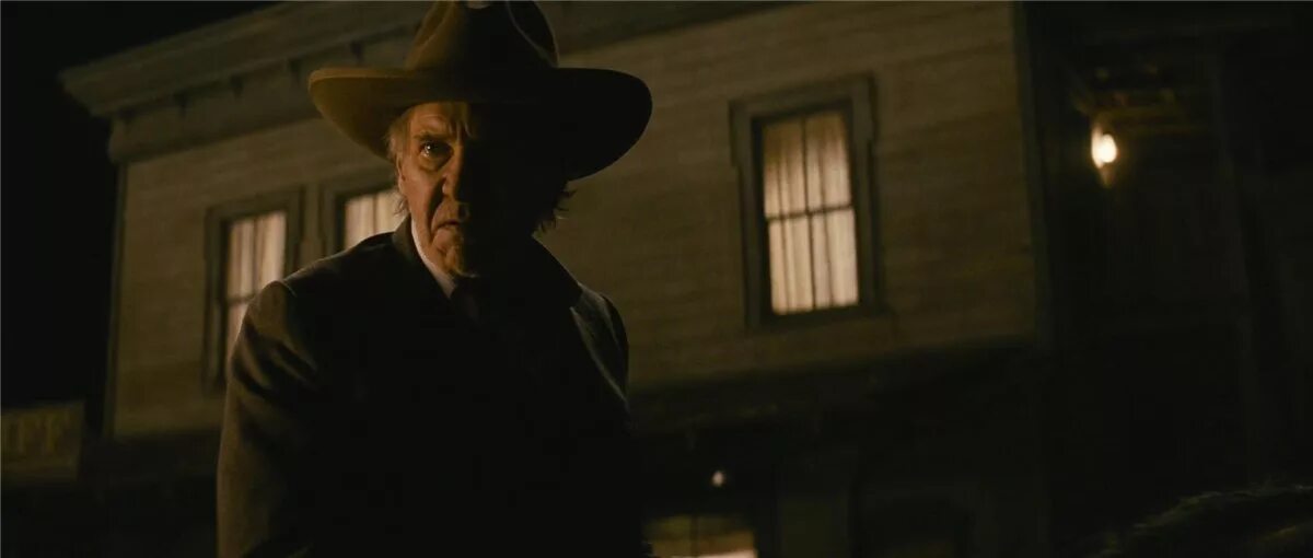 Джон фавро ковбои против пришельцев. Сэм рокуэлл ковбои против пришельцев. Ковбои против пришельцев 2011. Ковбои против пришельцев джейк лонерган. Сэм рокуэлл ковбои против пришельцев.