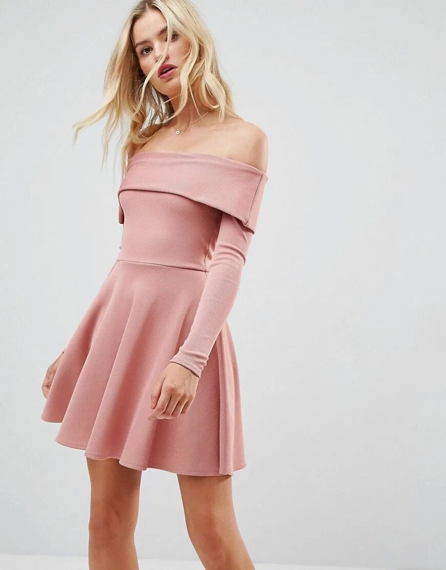 Розовое платье текст. Платье розовое. Красивое розовое платье. Короткое розовое платье. Девушка в розовом платье.
