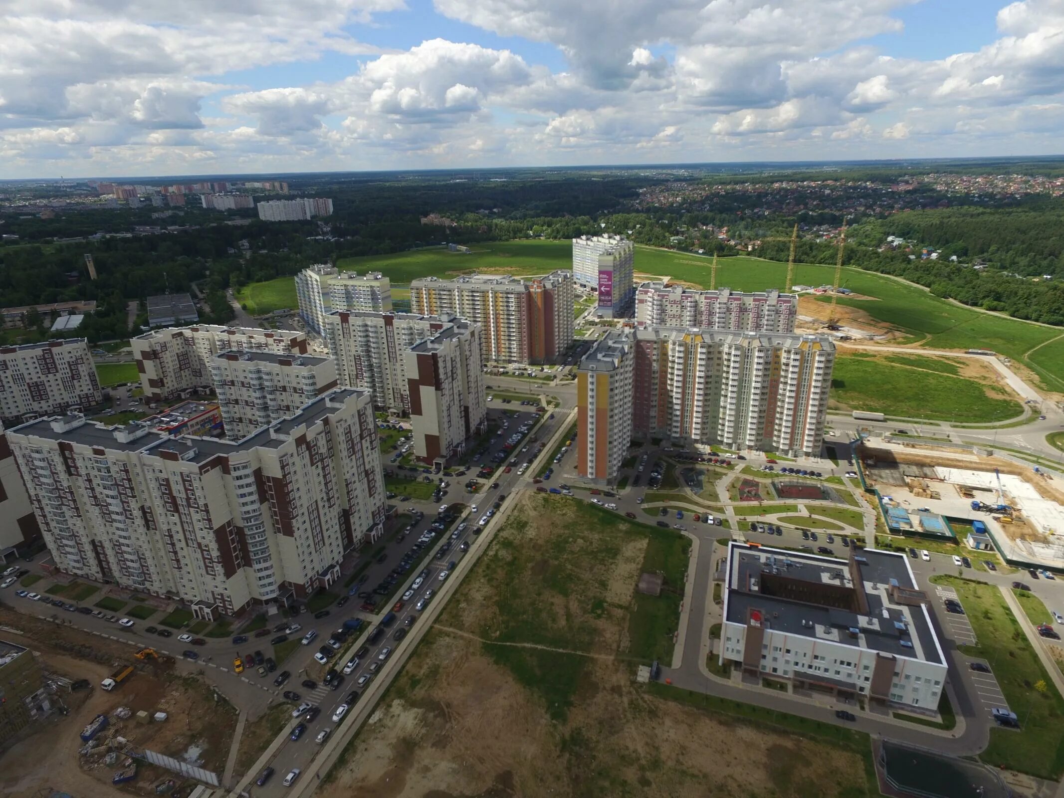 Жк десна ватутинки. Новые Ватутинки Москва. Новые Ватутинки Десна. ЖК Ватутинки. Ватутинки микрорайон Десна.