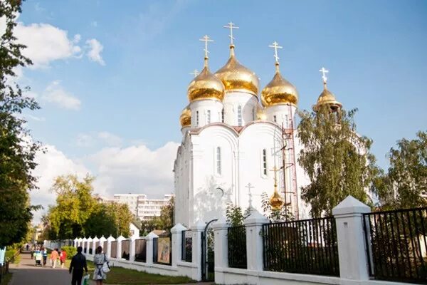 Г жуковский отзывы. Жуковский город Московской области. Жуковский город достопримечательности. Жуковский город Эстетика. Город Жуковский памятники.