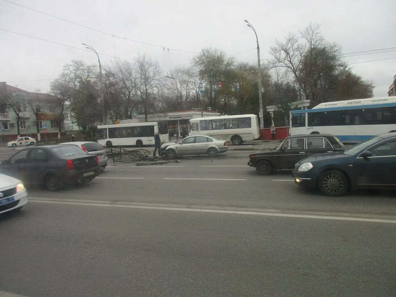 Ост белгород. Остановка Родина Белгород. Остановка Родина город Белгород. Остановка Родина Белгород на карте. Остановка Родина Белгород фото.