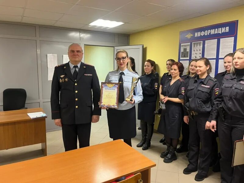 Игорь Руденя поздравил сотрудников и ветеранов УМВД Тверской области с профессио