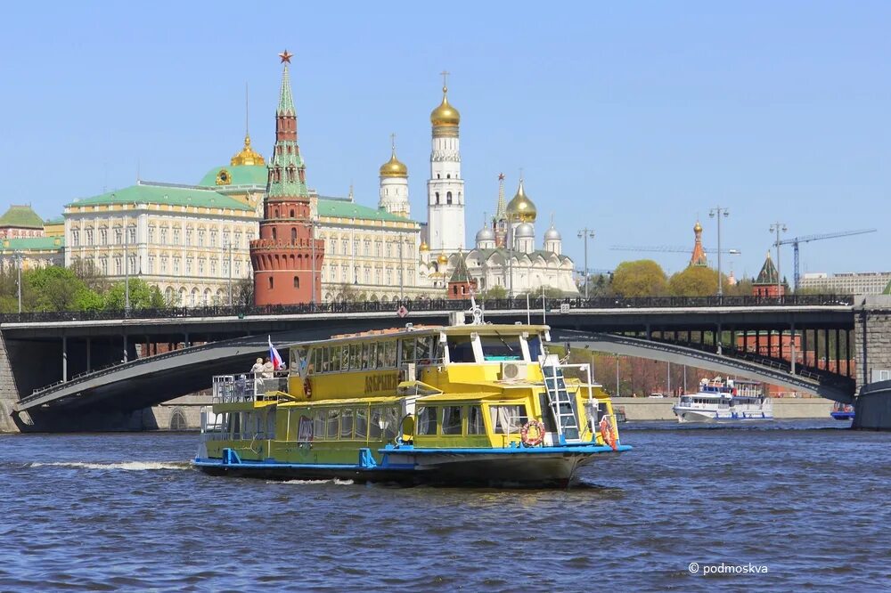 Поездка по москве реке цена