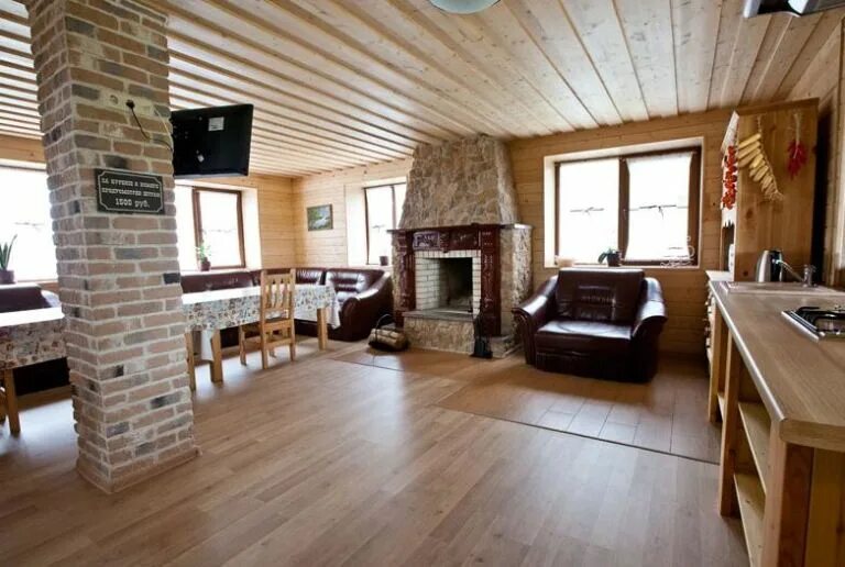 снять дом на 10 человек посуточно. коттедж комплекс. загородный дом в подмосковье с бассейном. коттедж цезарь горный щит. коттедж на сутки.