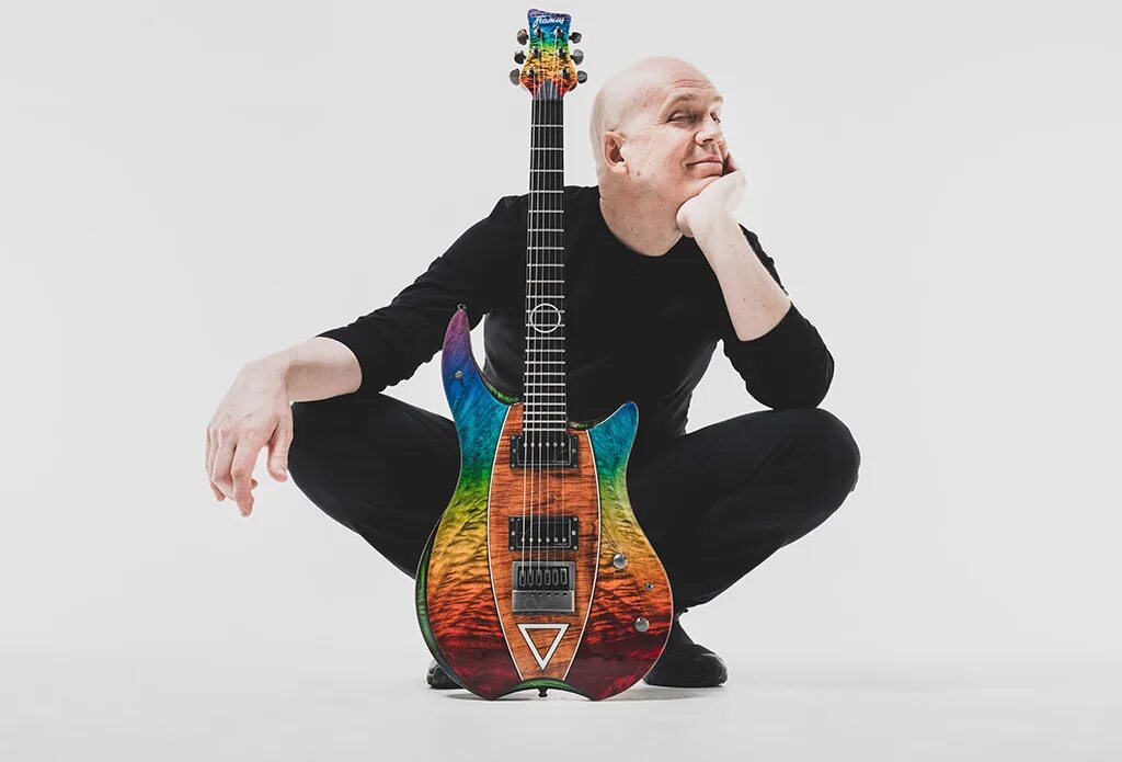 Devin townsend powernerd. Devin townsend. девин таунсенд канадский музыкант. девин таунсенд 1997. steve vai and devin townsend.