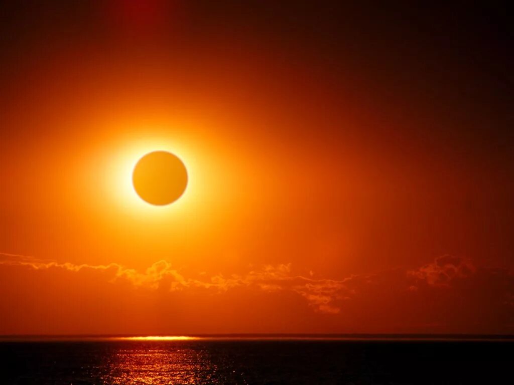 21 июля солнце. Solar Eclipse. Солнечное затмение. Солнечное затмение Солнечная корона. Изображение солнца.