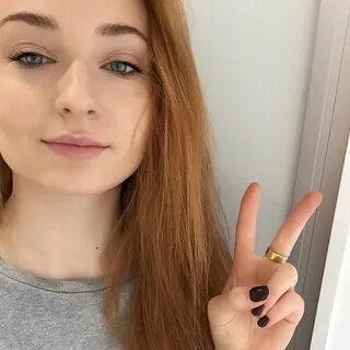 Селфи с жестом