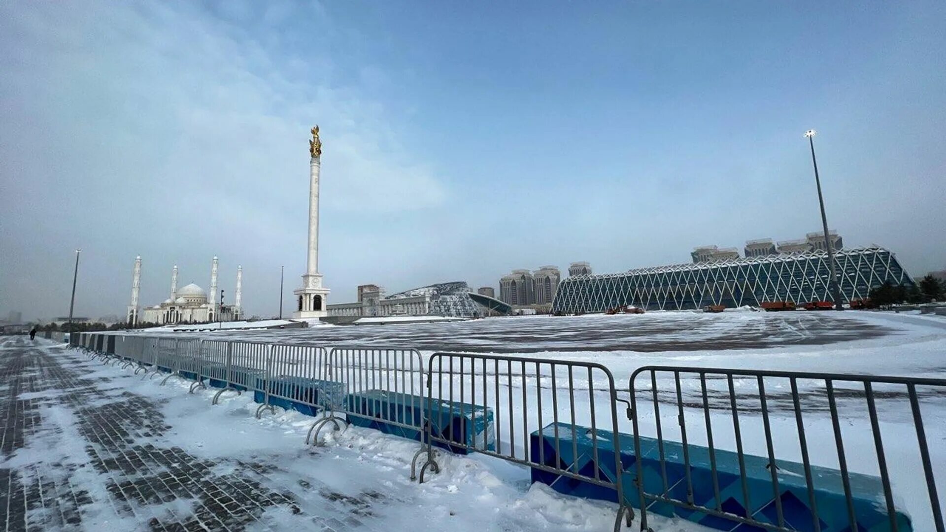 Снегопад в Казахстане 2023. Метель в Казахстане. Метель в Казахстане сегодня. Казахстан погода сейчас Астана. Погода в астане на год