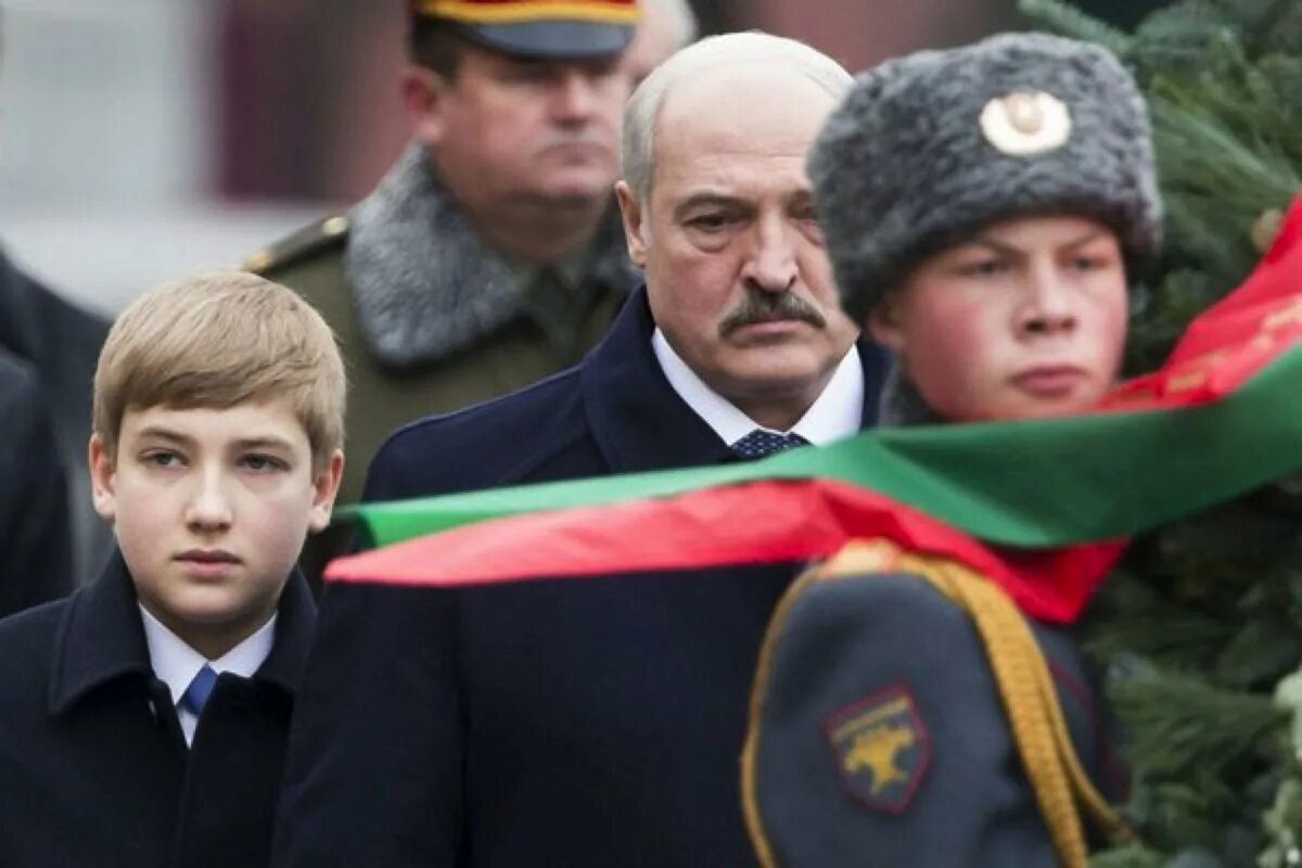 Дети лукашенко фото. Сын Лукашенко.
