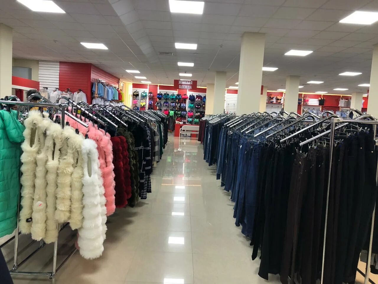 Магазин одежды темрюк. Магазин одежды города темрюка. Магазины семейный стиль армавир. Магазин женской одежды в г. Магазин одежды темрюк.