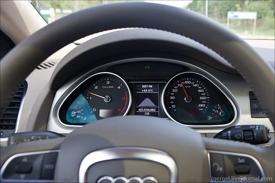 Audi адаптивный круиз. Круиз audi q7. ауди q7 адаптивный круиз. audi q7 4l адаптивный круиз контроль. адаптивный круиз контроль ауди q7.