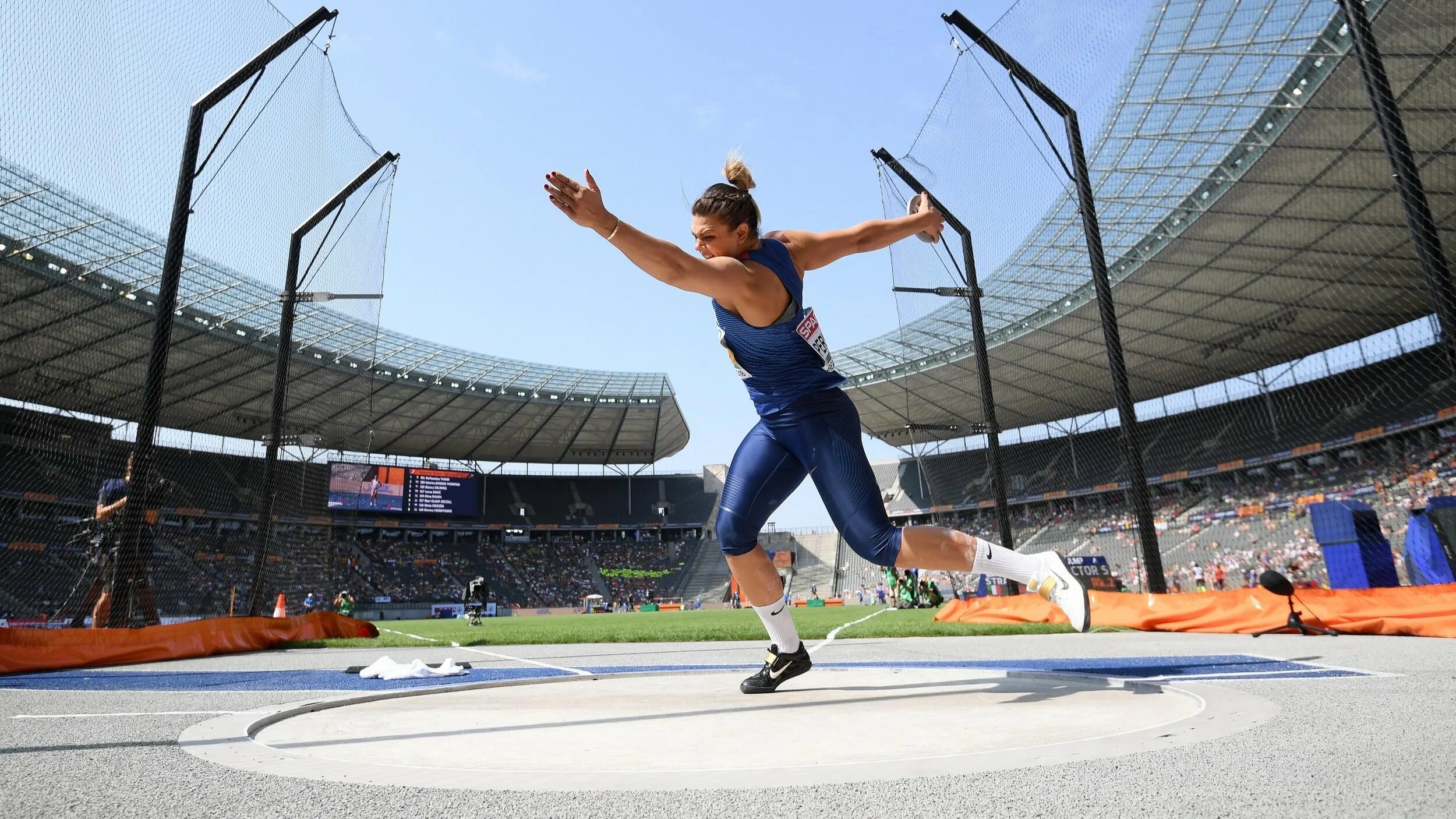 метание диска какая атлетика. метание диска какая атлетика. сергей ляхов метание диска. метание диска. лагкоатлетический метания.