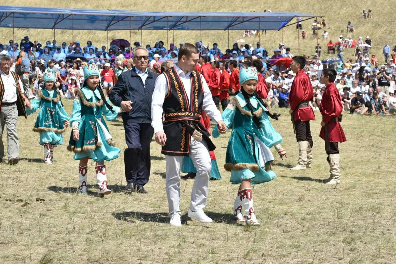 урен хурты хакасский праздник. жители республики хакасия. праздник уртун тойы в хакасии. тун пайрам хакасия. тун пайрам хакасия.