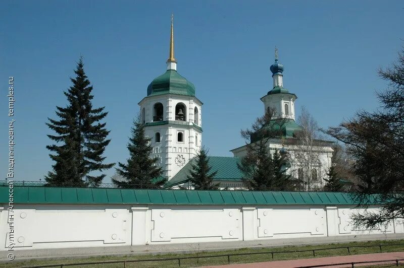 Знаменский монастырь сайт. Знаменский монастырь Иркутск. Знаменского монастыря Иркутск. Женский монастырь в Иркутске. Знаменский монастырь Иркутск Ангара.