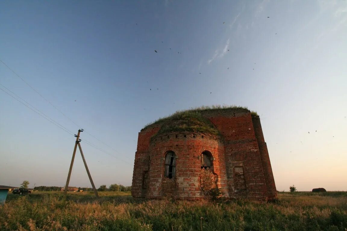 Деревня новомихайловка. Орловская область село Новомихайловка. Новомихайловка Церковь Орловская область. Деревня малая Раковка Орловская область. Парамоново Орловская область Корсаковский район.