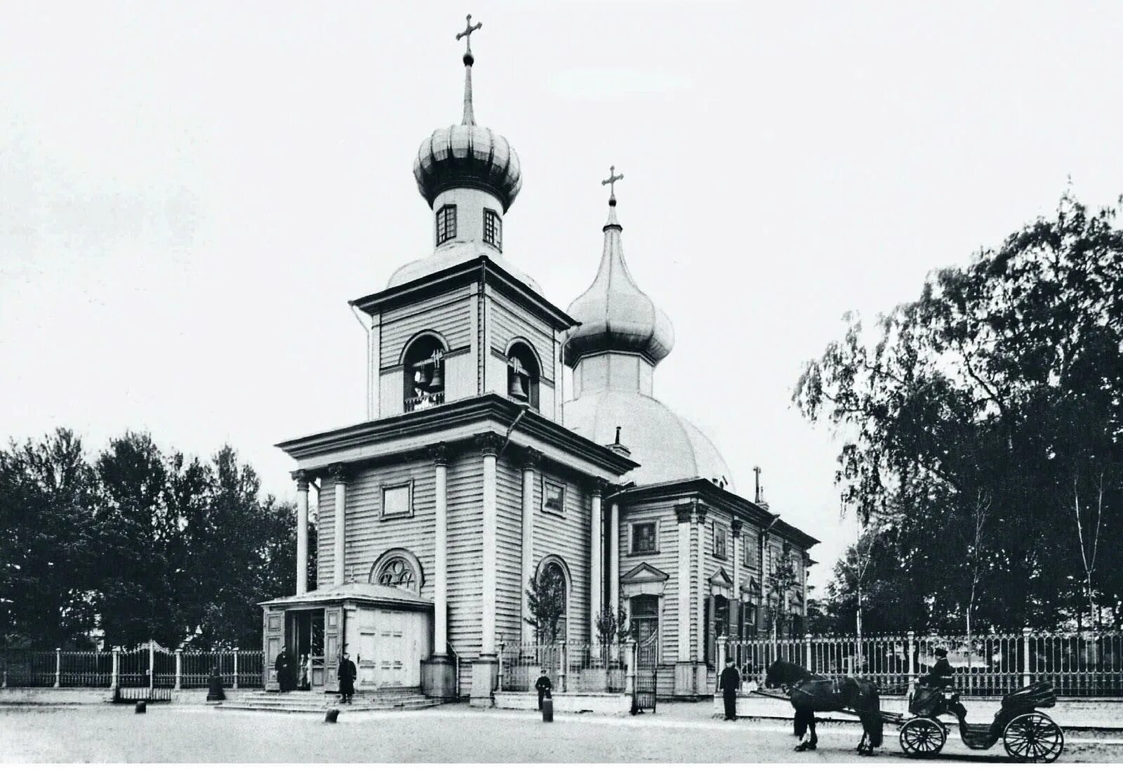 Первые це. Троицкий храм Санкт-Петербурга 1703.