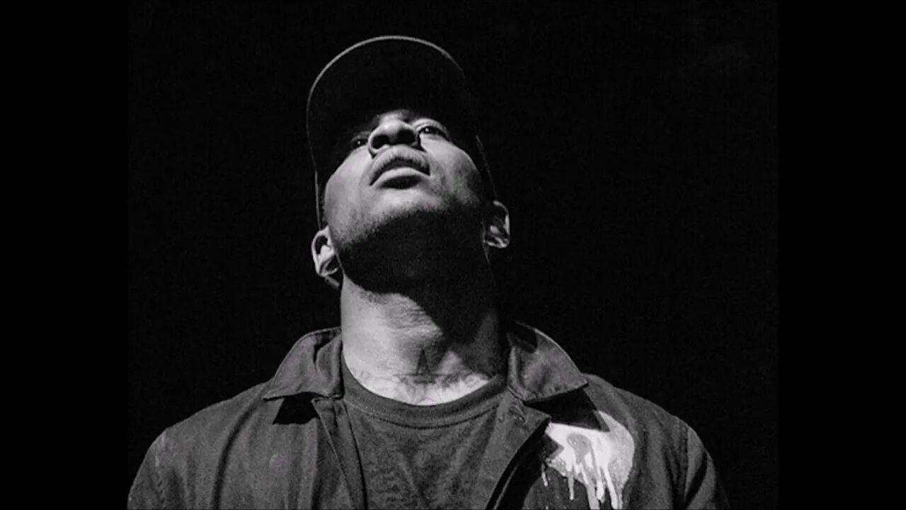 Skepta gas me up. Мс репер. skepta. skepta black. puma skepta.