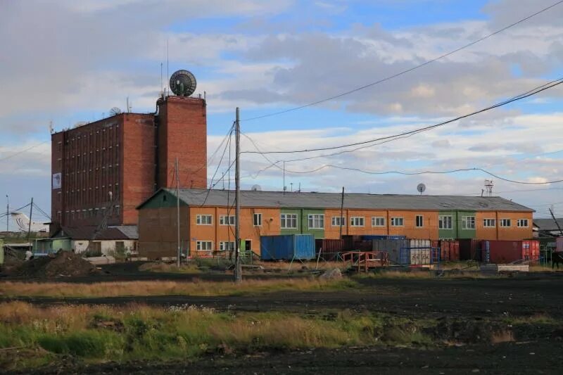 Село хатанга красноярский край. Село хатанга красноярский край. Хатанга красноярский. Сельское поселение хатанга. Поселок хатанга.