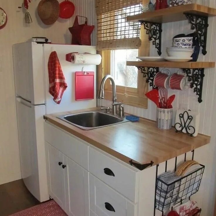 Charles Finn's Microhomes - Tiny House Blog Tiny house kitchen, Tiny house build