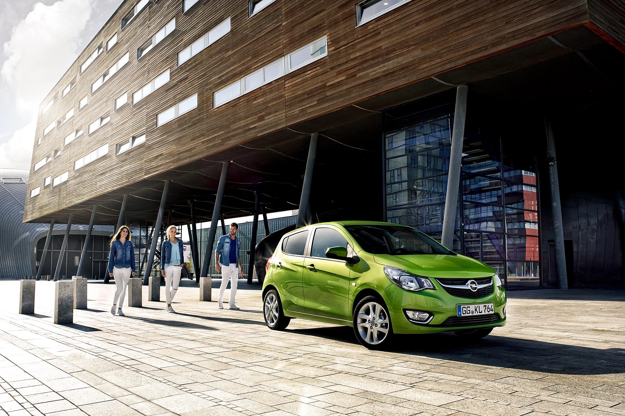 Городские автомобили сайты. Opel Karl. Стильные городские автомобили. City автомобиль. Удобный городской автомобиль.