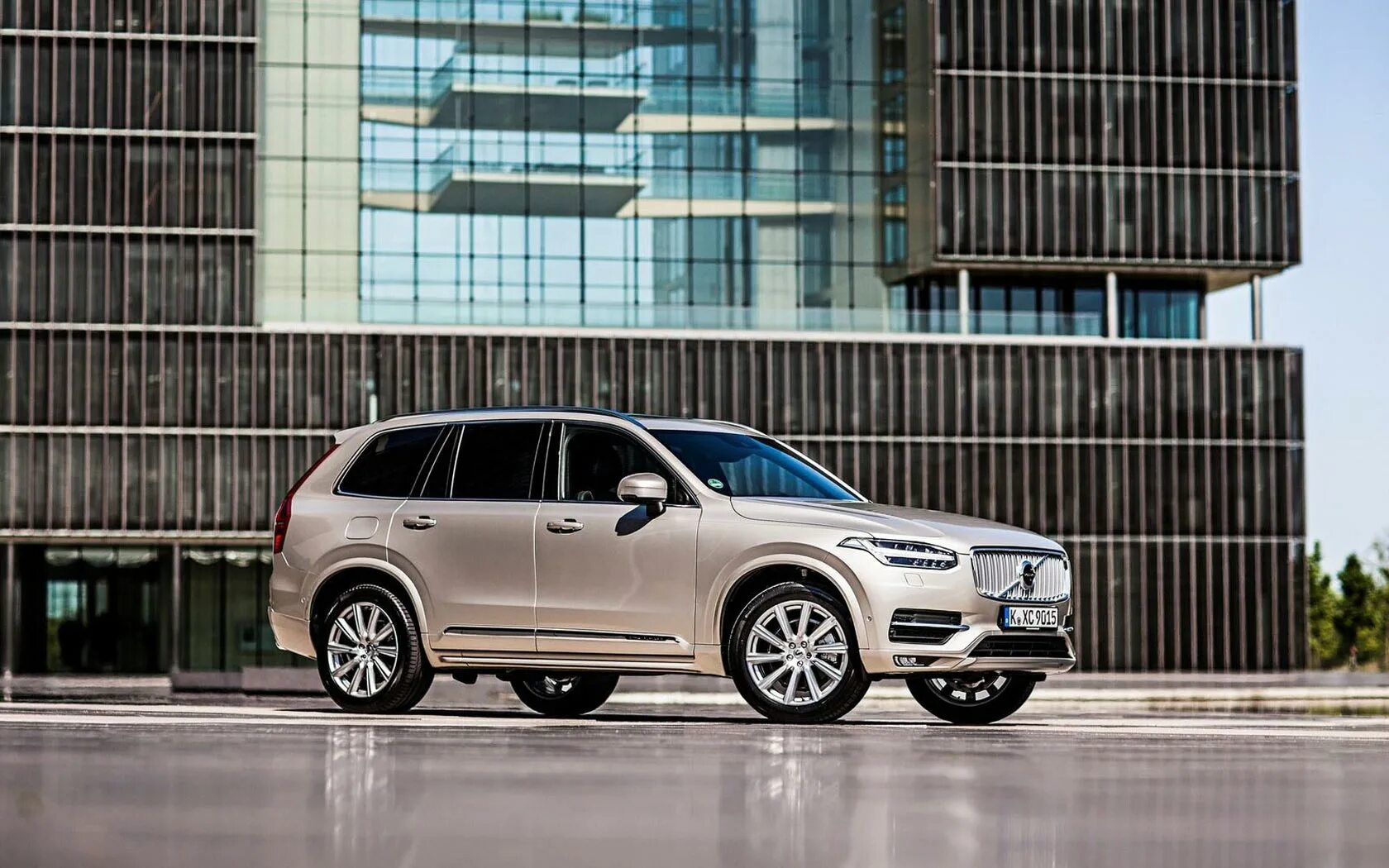 Volvo xc90. Xc90 2014-2019. Вольво xc90 высокая. Вольво xc90 II 2014-2019. Вольво машина xc90 2015.