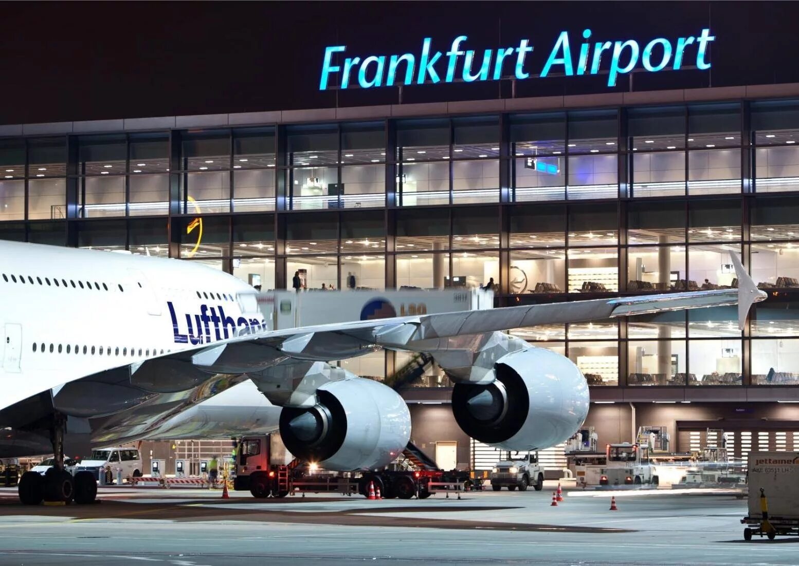Аэропорт Франкфурт на Майне. Аэропорт Франкфурта-на-Майне Германия. Frankfurt am main аэропорт. Аэропорт Франкфурт на Майне ВПП.