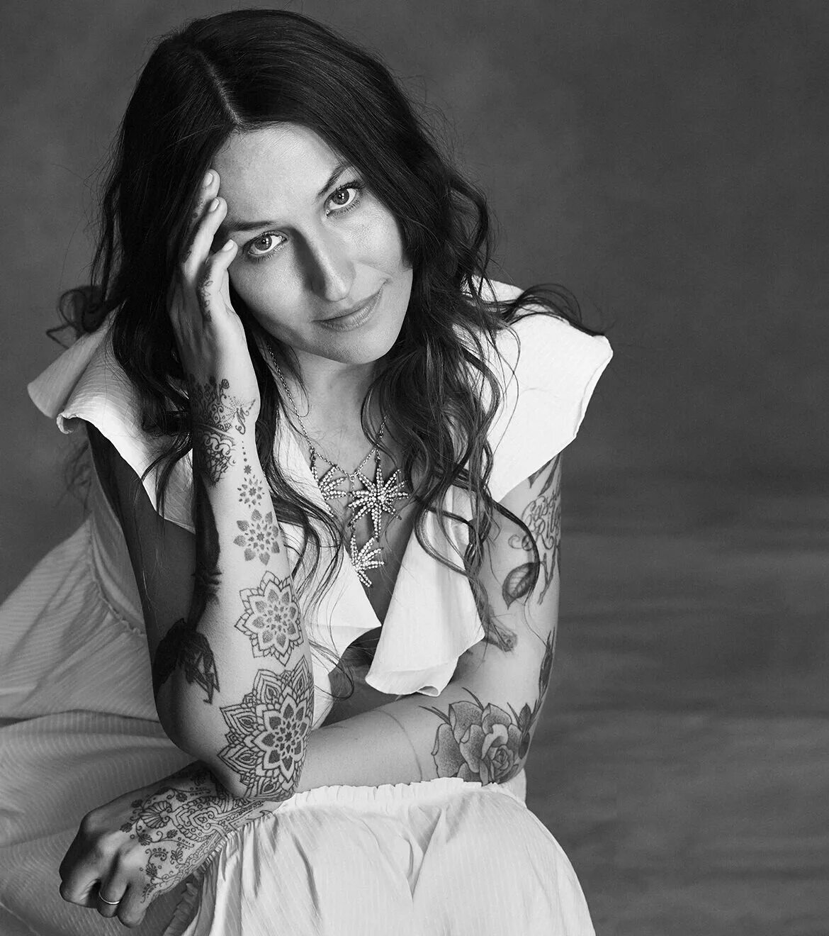 домино керк. домино кёрк. домино кёрк и пенн бэджли с сыном. Domino kirke. домино керк.