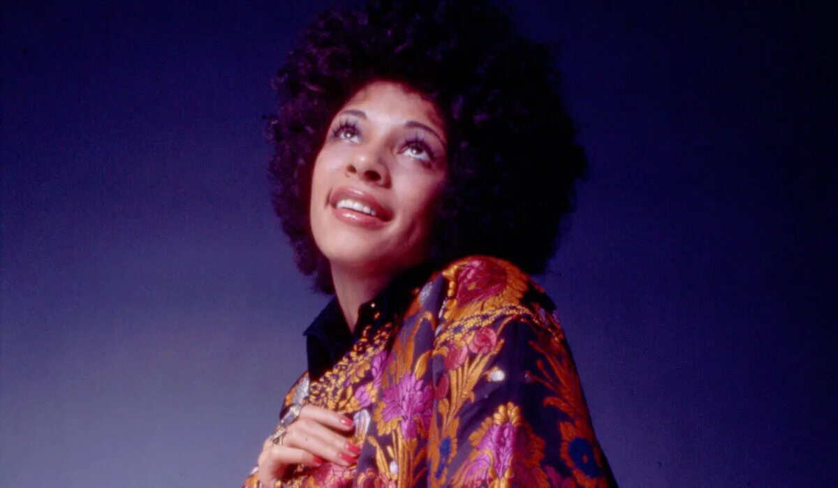 Бетти дэвис фанк. Betty davis. Betty davis. Betty davis. Бетти дэвис певица фото.