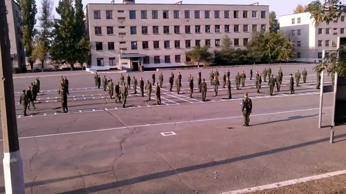 Видео плац. ЖДВ Волгоград 12760. Военная часть 12760 Волгоград. Учебный полк ЖДВ Волгоград. Волгоград железнодорожные войска учебка.