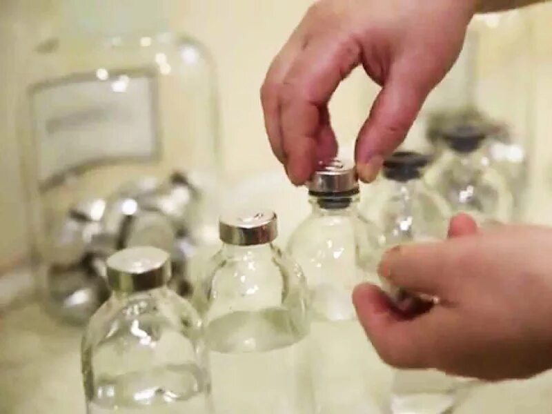 хранение антибиотиков в аптеке. технология приготовления растворов. изготовление инъекционных растворов. аптека приготовления растворов. сроки годности лекарственных средств.