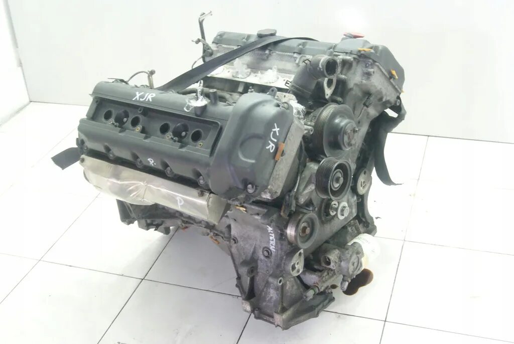 Двигатель aj34s jaguar. Двигатель рендж 4. Муфта vvt land rover discovery sport. 4 range rover двигатель бензин 2005. 2.