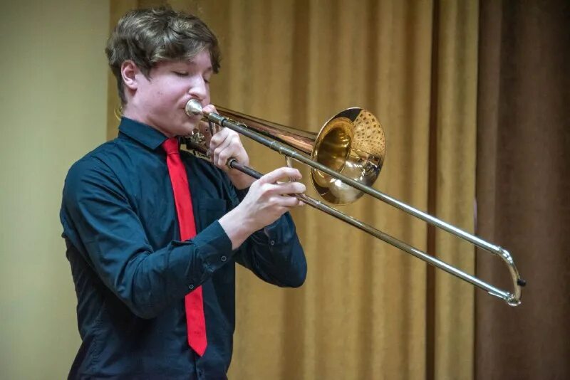 конкурс исполнителей на духовых инструментах