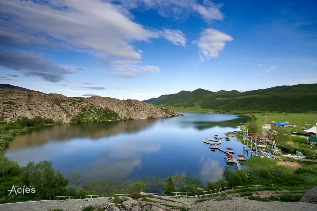 Сибинские озера Казахстан. Озеро Сибины Восточный Казахстан. Сибинские озера в Усть-Каменогорске. Сибины 2 озеро.