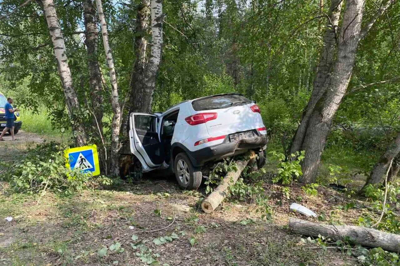 Дтп в перми у цума. Пермь происшествия Кировский районный. Авария знак. Происшествия Пермь Кировский район сегодня.