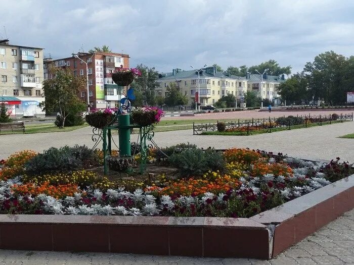 Котовский городской сайт. Город Котовск Тамбов. Г.Котовск Тамбовская область городской парк. Вечный огонь Котовск Тамбовская область. Город Котовск Тамбовской области население.