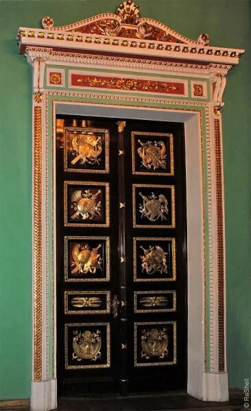 Двери эрмитаж. Эрмитаж будуар императрицы марии александровны. Двери альберо эрмитаж 7. Парадная анфилада в эрмитаже. Двери альберо эрмитаж 2 ваниль.