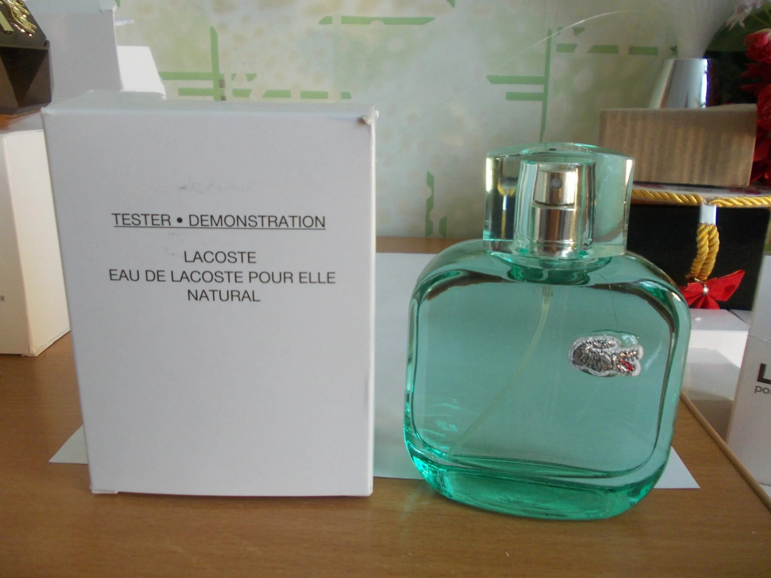 Лакоста Eau de Lacoste l.12.12 pour elle natural. Лакост 12 12 pour elle natural. Eau de Lacoste l.12.12 pour elle natural 100 мл. Tester Demonstration духи 50 мл Eau de Lacoste l.12.12. Lacoste natural