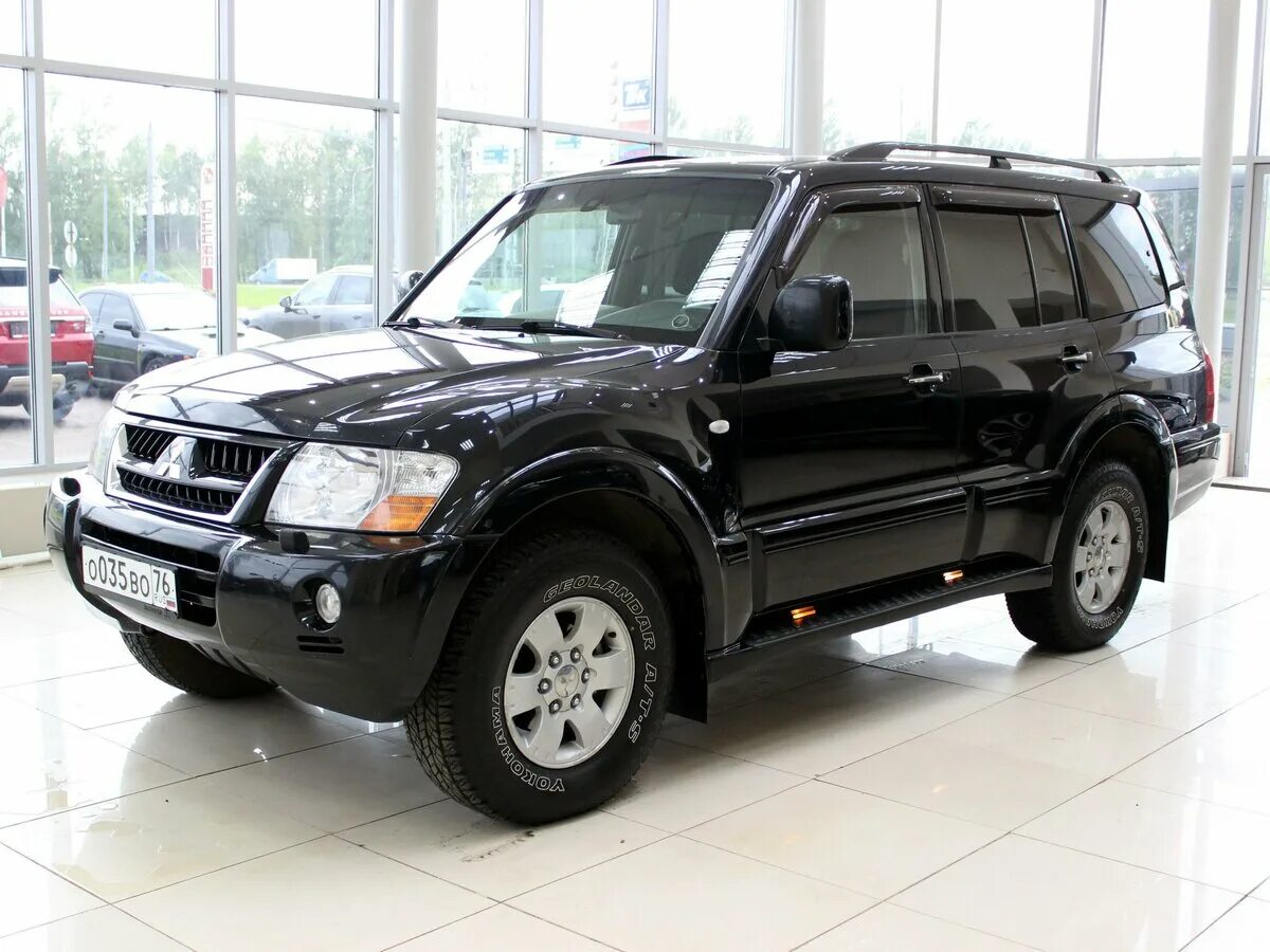 Pajero отзывы владельцев. Мицубиси Паджеро 3. Mitsubishi Pajero 2006. Митсубиси Паджеро 3 2006. Мицубиси Паджеро 3 дизель.