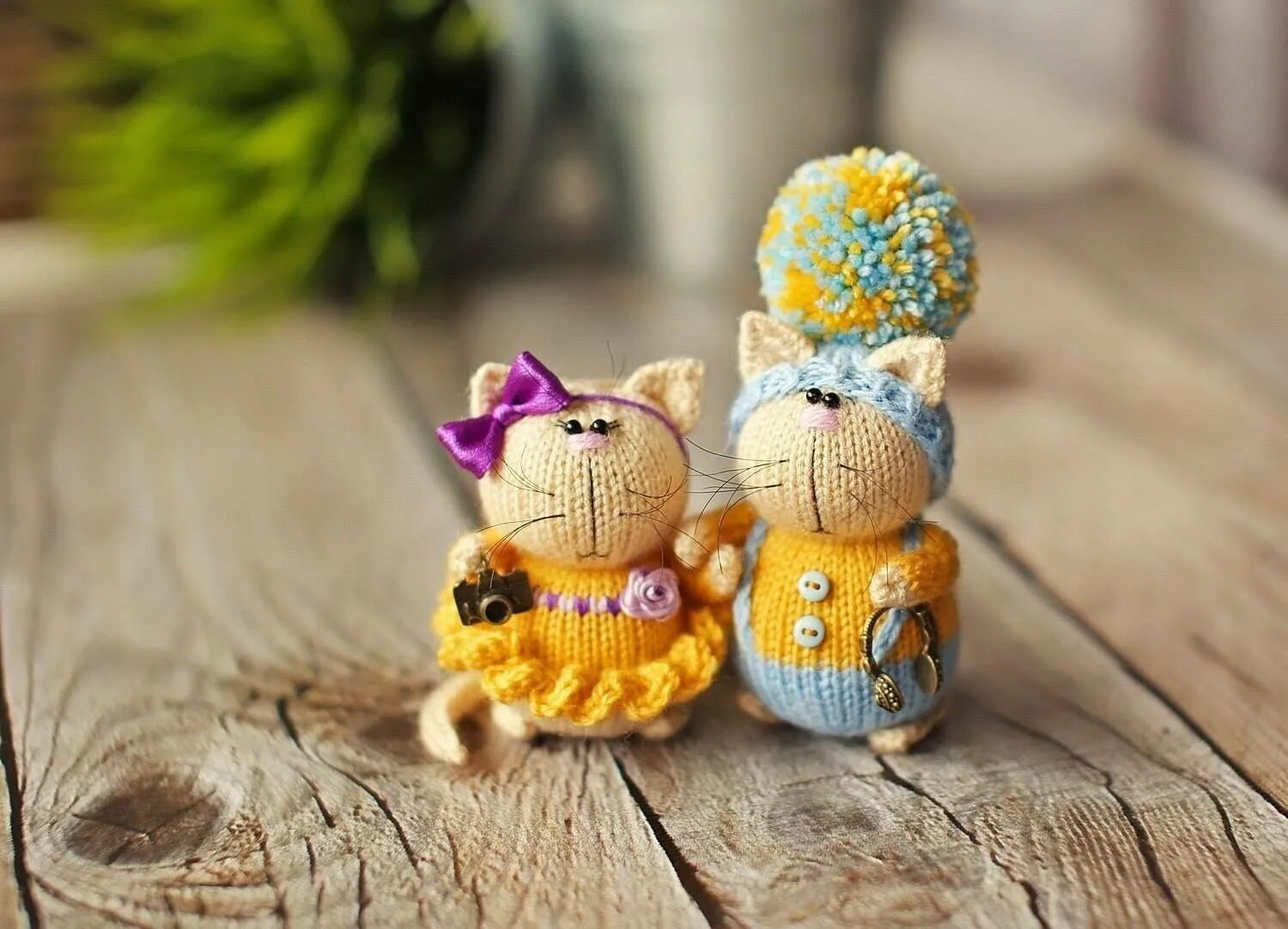 Вязание мини игрушек. Амигуруми миниатюры. вязаные мини игрушки. миниатюрные вязаные игрушки. миниатюрные игрушки амигуруми.